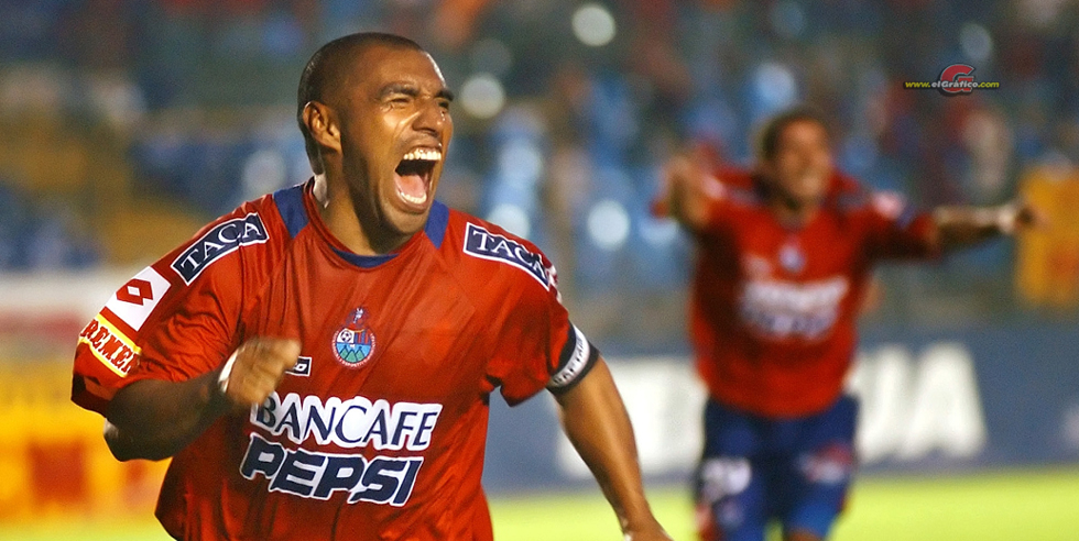 5 Greatest Football Players from Guatemala
