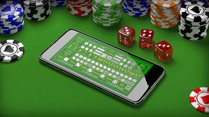 Daftar Uang Asli Terpercaya untuk Main Judi Online